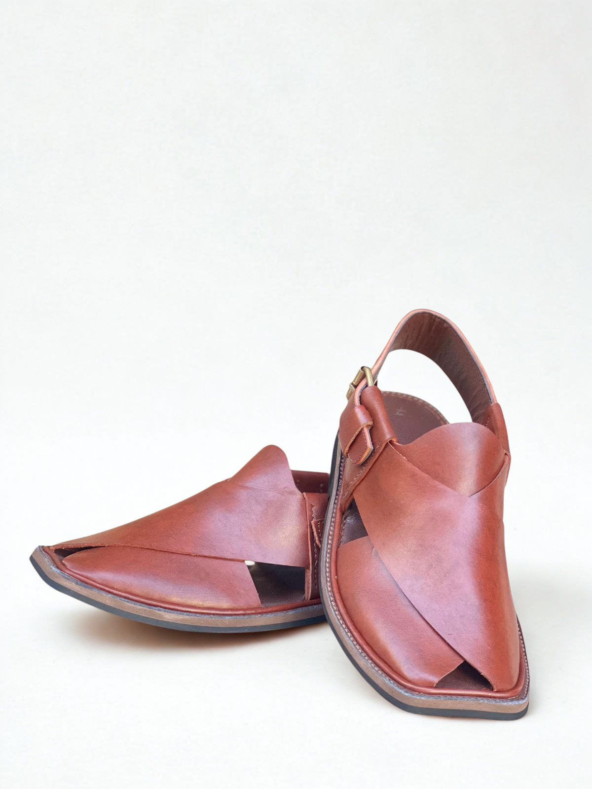 Master (GOL T) peshawari chappal