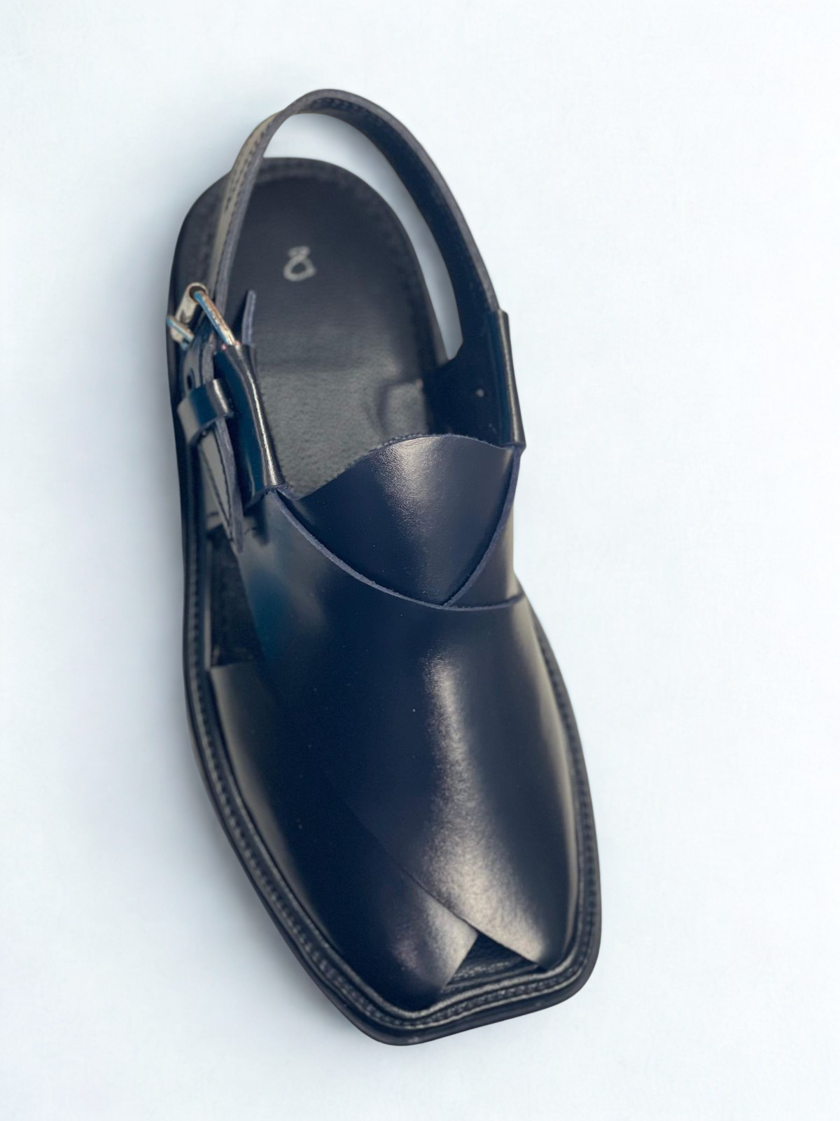 Black (GOL T) peshawari chappal