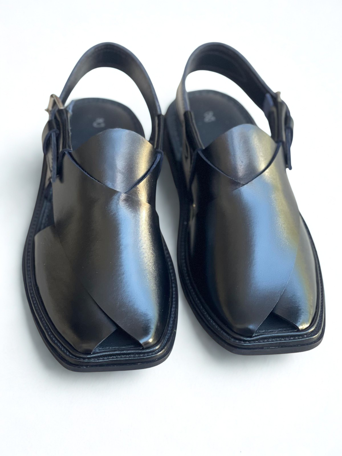 Black (GOL T) peshawari chappal